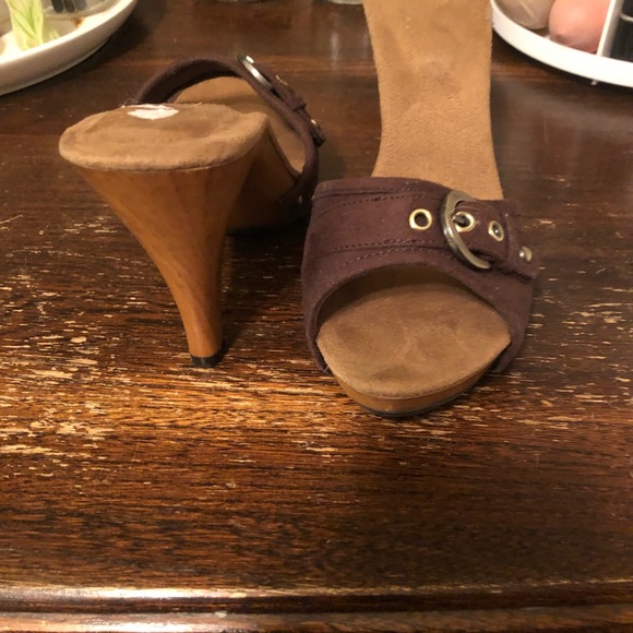 Sexy and perfect - Picture 2 of 4